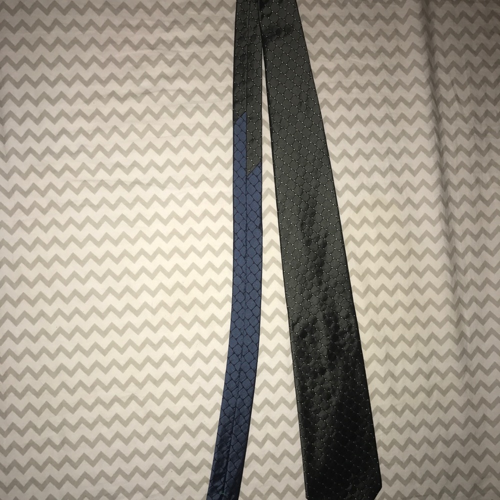 Tommy Hilfiger tie